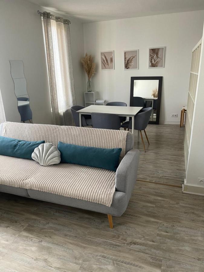 Le Voltaire Apartment
